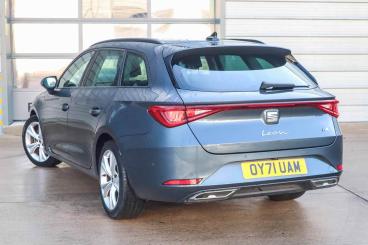 SPOTICAR Seat Leon 1.5 Tsi Evo Fr Euro 6 (s/s) 5dr Used Car - Estate Petrol Grey - Bromsgrove - 1200560009_2