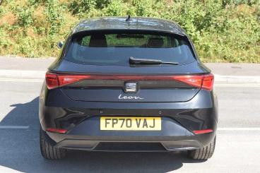 SPOTICAR Seat Leon 1.0 Tsi Evo Se Dynamic Euro 6 (s/s) 5dr Used Car - Saloon Petrol Black - St Leonards On Sea - 1200567536_4