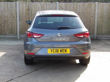 SPOTICAR Seat Leon 1.2 Tsi Se Dynamic Technology Euro 6 (s/s) 5dr Used Car - Saloon Petrol Grey - St Leonards On Sea - 1200583382_5