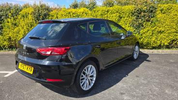 SPOTICAR Seat Leon 1.2 Tsi Se Dynamic Technology Euro 6 (s/s) 5dr Used Car - Saloon Petrol Black - Llangefni - 1200588614_2