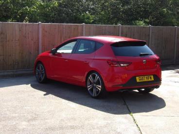 SPOTICAR Seat Leon 2.0 Tsi Cupra 290 Euro 6 (s/s) 5dr Used Car - Saloon Petrol Red - St Leonards On Sea - 1200596946_5