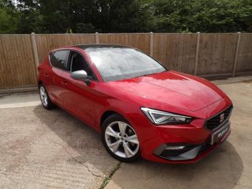 SPOTICAR Seat Leon 1.0 Tsi Evo Fr Euro 6 (s/s) 5dr Used Car - Saloon Petrol Red - St Leonards On Sea - 1200605374_1