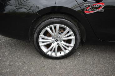 SPOTICAR Seat Leon 2.0 Tdi Se Dynamic Euro 6 (s/s) 5dr Used Car - Estate Diesel Black - Ballymena County Antrim - 1200633906_4