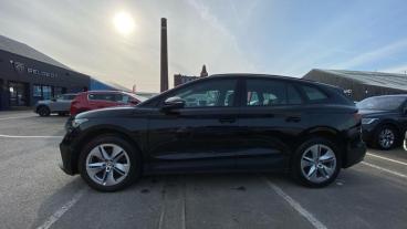 SPOTICAR Skoda Enyaq Iv 62kwh 60 Auto 5dr (dc120kw) Used Car - Suv Electric Black - Preston - 1200588753_5