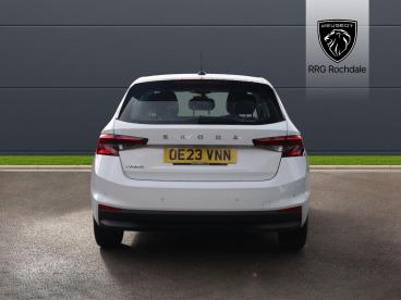 SPOTICAR Skoda Fabia 1.0 Mpi Se Comfort Euro 6 (s/s) 5dr Used Car - City Car Petrol White - Rochdale - 1200551519_4