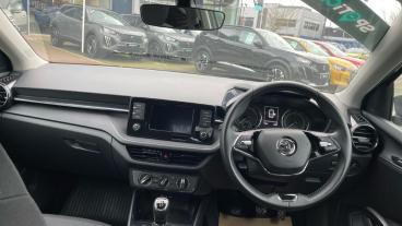 SPOTICAR Skoda Fabia 1.0 Mpi Se Comfort Euro 6 (s/s) 5dr Used Car - City Car Petrol Grey - Leicester - 1200580025_4