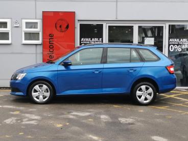 SPOTICAR Skoda Fabia 1.0 Tsi Se Dsg Euro 6 (s/s) 5dr Used Car - City Car Petrol Blue - Watford - 1200630279_5