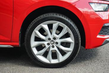 SPOTICAR Skoda Kamiq 1.0 Tsi Se L Euro 6 (s/s) 5dr Used Car - Suv Petrol Red - Bromsgrove - 1200623368_5