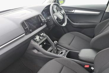 SPOTICAR Skoda Karoq 1.5 Tsi Act Se Drive Euro 6 (s/s) 5dr Used Car - Suv Petrol Black - Telford - 1200579347_2