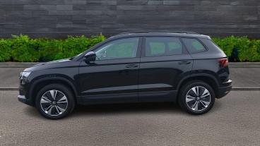 SPOTICAR Skoda Karoq 1.5 Tsi Act Se Drive Euro 6 (s/s) 5dr Used Car - Suv Petrol Black - Telford - 1200579347_4