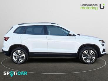 SPOTICAR Skoda Karoq 1.5 Tsi Act Se Drive Dsg Euro 6 (s/s) 5dr Used Car - Suv Petrol White - Sudbury - 1200581506_5