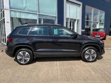 SPOTICAR Skoda Karoq 1.5 Tsi Act Se Drive Euro 6 (s/s) 5dr Used Car - Suv Petrol Black - Kettering - 1200627750_2