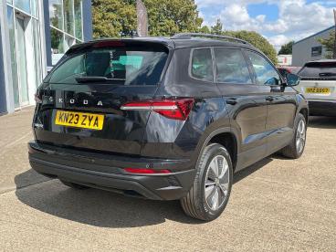 SPOTICAR Skoda Karoq 1.5 Tsi Act Se Drive Euro 6 (s/s) 5dr Used Car - Suv Petrol Black - Kettering - 1200627750_3