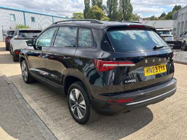SPOTICAR Skoda Karoq 1.5 Tsi Act Se Drive Euro 6 (s/s) 5dr Used Car - Suv Petrol Black - Kettering - 1200627750_5