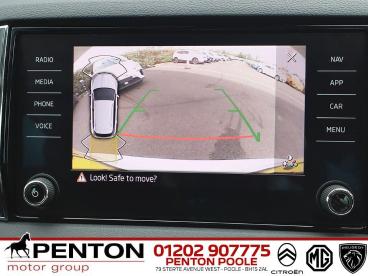 SPOTICAR Skoda Karoq 2.0 Tdi Se L Dsg Euro 6 (s/s) 5dr Used Car - Suv Diesel White - Poole - 1200638670_3
