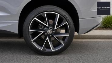 SPOTICAR Skoda Karoq 1.5 Tsi Act Sportline Dsg Euro 6 (s/s) 5dr Used Car - Suv Petrol Grey - Letchworth - 1200641822_5