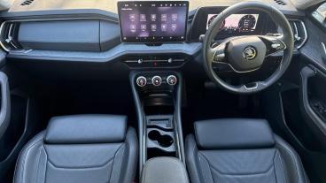 SPOTICAR Skoda Kodiaq 2.0 Tdi Se L Dsg 4wd Euro 6 (s/s) 5dr (7 Seat) Used Car - Suv Diesel Silver - Godalming - 1200542303_4