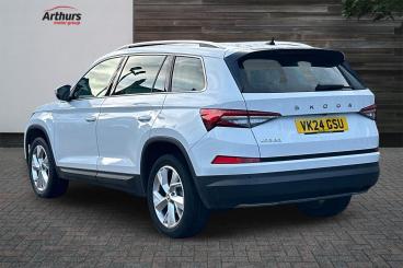 SPOTICAR Skoda Kodiaq 1.5 Tsi Act Se L Executive Dsg Euro 6 (s/s) 5dr (7 Used Car - Suv Petrol White - Oswestry - 1200561792_5