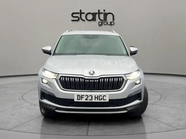 SPOTICAR Skoda Kodiaq 1.5 Tsi Act Se L Executive Dsg Euro 6 (s/s) 5dr (7 Used Car - Suv Petrol Silver - Redditch - 1200567450_2