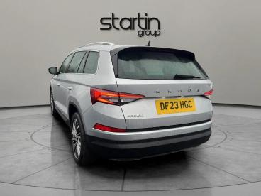 SPOTICAR Skoda Kodiaq 1.5 Tsi Act Se L Executive Dsg Euro 6 (s/s) 5dr (7 Used Car - Suv Petrol Silver - Redditch - 1200567450_4