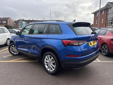 SPOTICAR Skoda Kodiaq 1.5 Tsi Act Se Dsg Euro 6 (s/s) 5dr (5 Seat) Used Car - Suv Petrol Blue - Romford - 1200570926_5