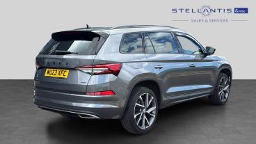 SPOTICAR Skoda Kodiaq 2.0 Tdi Sportline Dsg 4wd Euro 6 (s/s) 5dr (7 Seat Used Car - Suv Diesel Blue - Bristol - 1200594692_3