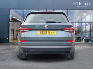 SPOTICAR Skoda Kodiaq 1.5 Tsi Act Edition Dsg Euro 6 (s/s) 5dr (5 Seat) Used Car - Suv Petrol Grey - Guildford - 1200604649_5