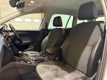 SPOTICAR Skoda Octavia 2.0 Tdi Se L Dsg Euro 6 (s/s) 5dr Used Car - Estate Diesel White - Carlisle - 1200573096_4