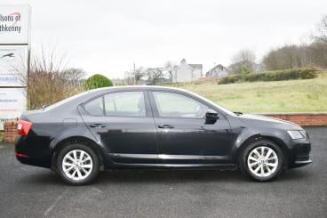 SPOTICAR Skoda Octavia 1.0 Tsi S Euro 6 (s/s) 5dr Used Car - Saloon Petrol Black - Ballymena County Antrim - 1200579608_2