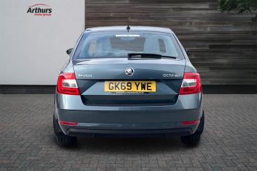 SPOTICAR Skoda Octavia 1.6 Tdi Scr Se Technology Dsg Euro 6 (s/s) 5dr Used Car - Saloon Diesel Grey - Wrexham - 1200589849_4