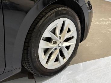 SPOTICAR Skoda Octavia 2.0 Tdi 150 Se L First Edition 5dr Dsg Used Car - Saloon Diesel Black - Swansea - 1200605797_4