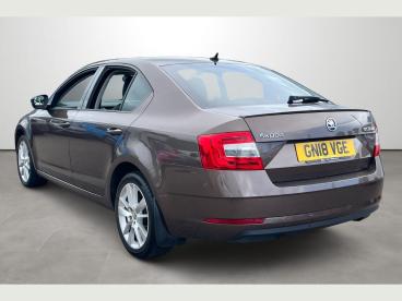 SPOTICAR Skoda Octavia 1.5 Tsi Act Se L Euro 6 (s/s) 5dr Used Car - Saloon Petrol Brown - Uckfield - 1200608331_3