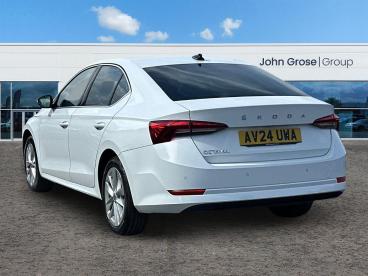 SPOTICAR Skoda Octavia 1.5 Tsi Act Se L Euro 6 (s/s) 5dr Used Car - Saloon Petrol White - Ipswich - 200609845_5