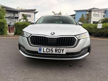 SPOTICAR Skoda Octavia 1.5 Tsi Act Se L First Edition Euro 6 (s/s) 5dr Used Car - Saloon Petrol Silver - Crewe - 1200611665_5