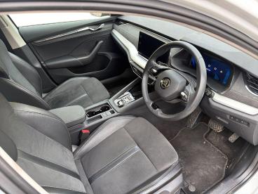 SPOTICAR Skoda Octavia 2.0 Tdi Se L Dsg Euro 6 (s/s) 5dr Used Car - Estate Diesel White - Cheltenham - 1200642118_3