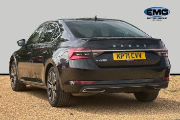 SPOTICAR Skoda Superb 2.0 Tsi Laurin & Klement Dsg Euro 6 (s/s) 5dr Used Car - Saloon Petrol Black - Huntingdon - 1200515690_5