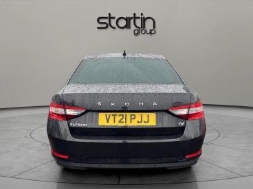 SPOTICAR Skoda Superb 1.4 Tsi Iv 13kwh Se Technology Dsg Euro 6 (s/s) 5d Used Car - Saloon Plug-in Hybrid Black - Redditch - 1200575111_4