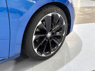 SPOTICAR Skoda Superb 2.0 Tsi 190 Sport Line Plus 5dr Dsg Used Car - Saloon Petrol Blue - Swansea - 1200605708_4