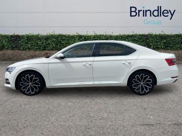SPOTICAR Skoda Superb 2.0 Tdi Laurin & Klement Dsg Euro 6 (s/s) 5dr Used Car - Saloon Diesel White - Cannock - 1200607974_5