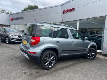 SPOTICAR Skoda Yeti 1.2 Tsi Se Drive Outdoor Euro 6 (s/s) 5dr Used Car - Suv Petrol Grey - Malton - 1200623526_2