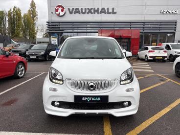 SPOTICAR Smart Forfour 1.0 Urbanshadow Euro 6 (s/s) 5dr Used Car - City Car Petrol White - Romford - 1200555572_2