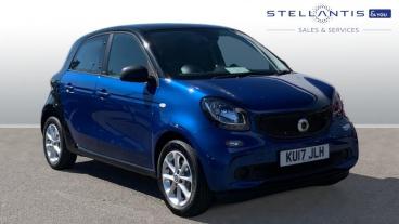 SPOTICAR Smart Forfour 1.0 Passion Euro 6 (s/s) 5dr Used Car - City Car Petrol Black - Crawley - 1200593077_1