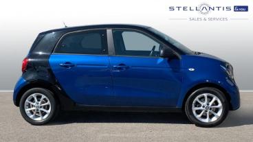 SPOTICAR Smart Forfour 1.0 Passion Euro 6 (s/s) 5dr Used Car - City Car Petrol Black - Crawley - 1200593077_2