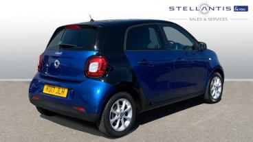 SPOTICAR Smart Forfour 1.0 Passion Euro 6 (s/s) 5dr Used Car - City Car Petrol Black - Crawley - 1200593077_3