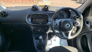 SPOTICAR Smart Forfour 1.0 Passion Euro 6 (s/s) 5dr Used Car - City Car Petrol Black - Crawley - 1200593077_4