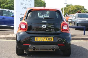 SPOTICAR Smart Forfour 0.9t Brabus (premium) Twinamic Euro 6 (s/s) 5dr Used Car - City Car Petrol Orange - Walsall - 1200623884_3