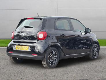SPOTICAR Smart Forfour Eq 17.6kwh Prime (premium) Auto 5dr (22kw Charger) Used Car - City Car Electric Black - Selby - 1200624118_5