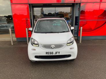 SPOTICAR Smart Fortwo 1.0 Prime (premium) Cabriolet Twinamic Euro 6 (s/s Used Car - City Car Petrol White - Boston - 1200541909_3