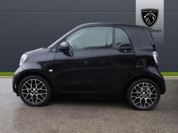 SPOTICAR Smart Fortwo 17.6kwh Prime Exclusive Auto 2dr (22kw Charger) Used Car - City Car Electric Black - Oldham - 1200561581_5