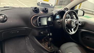 SPOTICAR Smart Fortwo 17.6kwh Pulse Premium Auto 2dr (22kw Charger) Used Car - City Car Electric Blue - West London - 1200582266_4